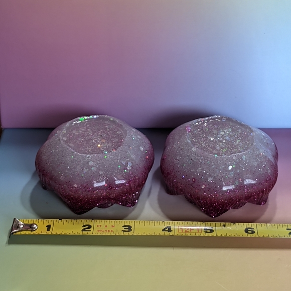 Ombre Glitter Resin Lotus Flower Tea Light Holders - Picture 5 of 5